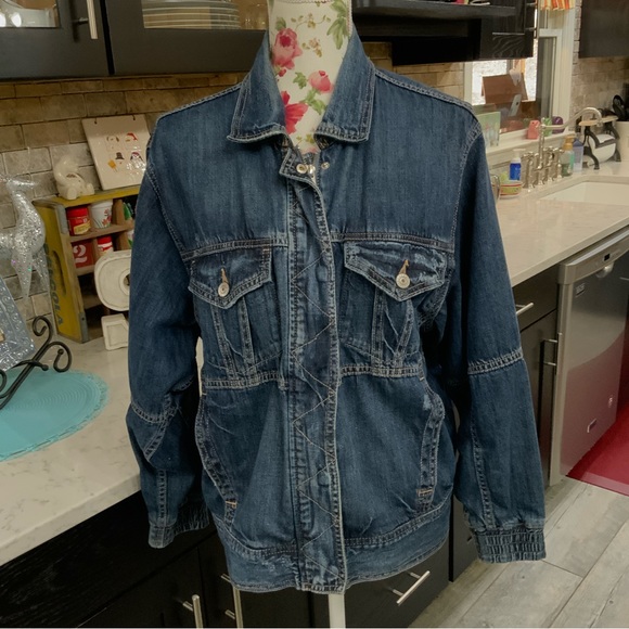 American Eagle Womens Jacket 
Size Small 
Blue Denim 
4 Pockets 
100% Cotton - Picture 1 of 16